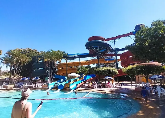 Spazzio Diroma Com Park Acqua E Splash Incluso Em Caldas Novas