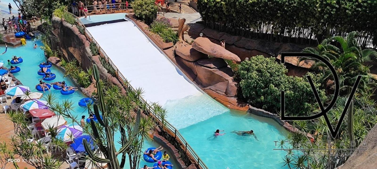 Apartment Spazzio Diroma Com Park Acqua E Splash Incluso Em