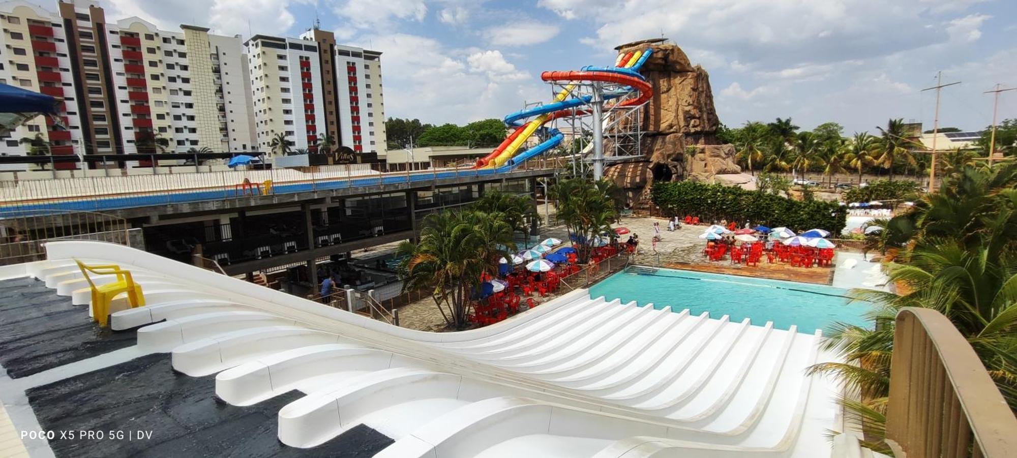 Spazzio Diroma Com Park Acqua E Splash Incluso Em