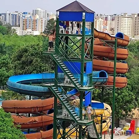 Spazzio Diroma Com Park Acqua E Splash Incluso Em Caldas Novas Exterior photo