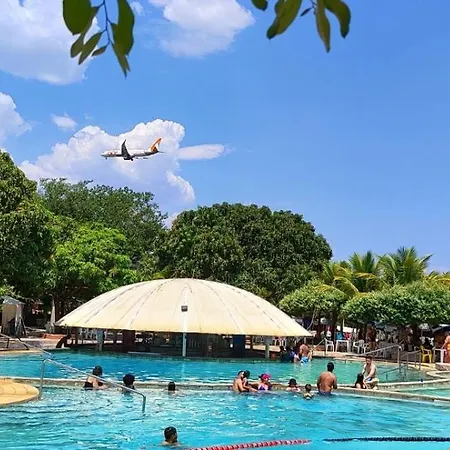 Spazzio Diroma Com Park Acqua E Splash Incluso Em Caldas Novas Exterior photo